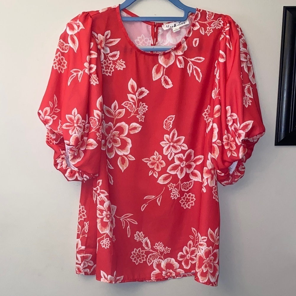 Vine & Love Red Floral Puff Sleeve top